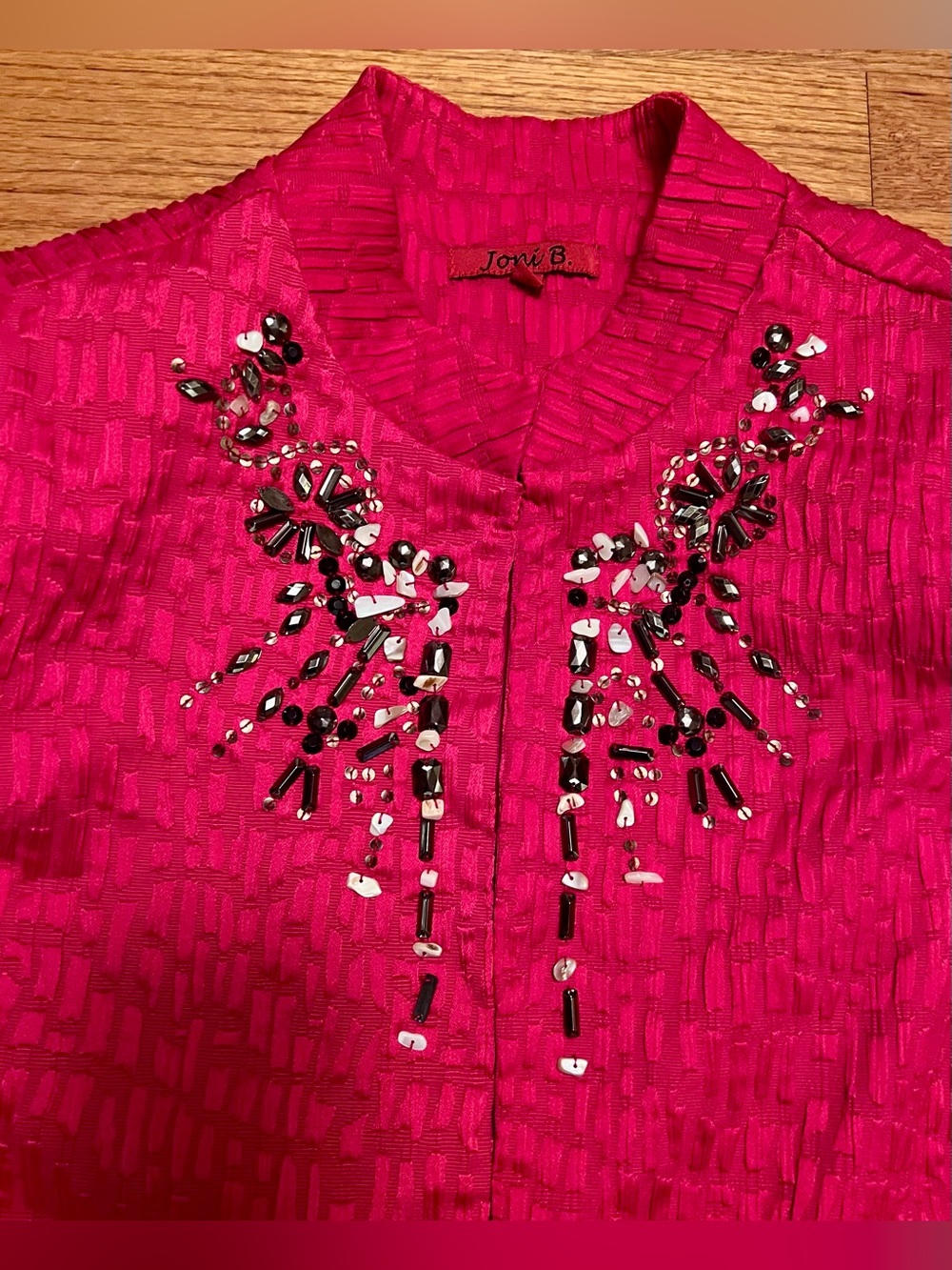 Vintage Joni B Red Crinkle Smocked Jacket Women’s Size Medium- Crystals & Stones